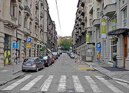 Apartman River Walk 2 *